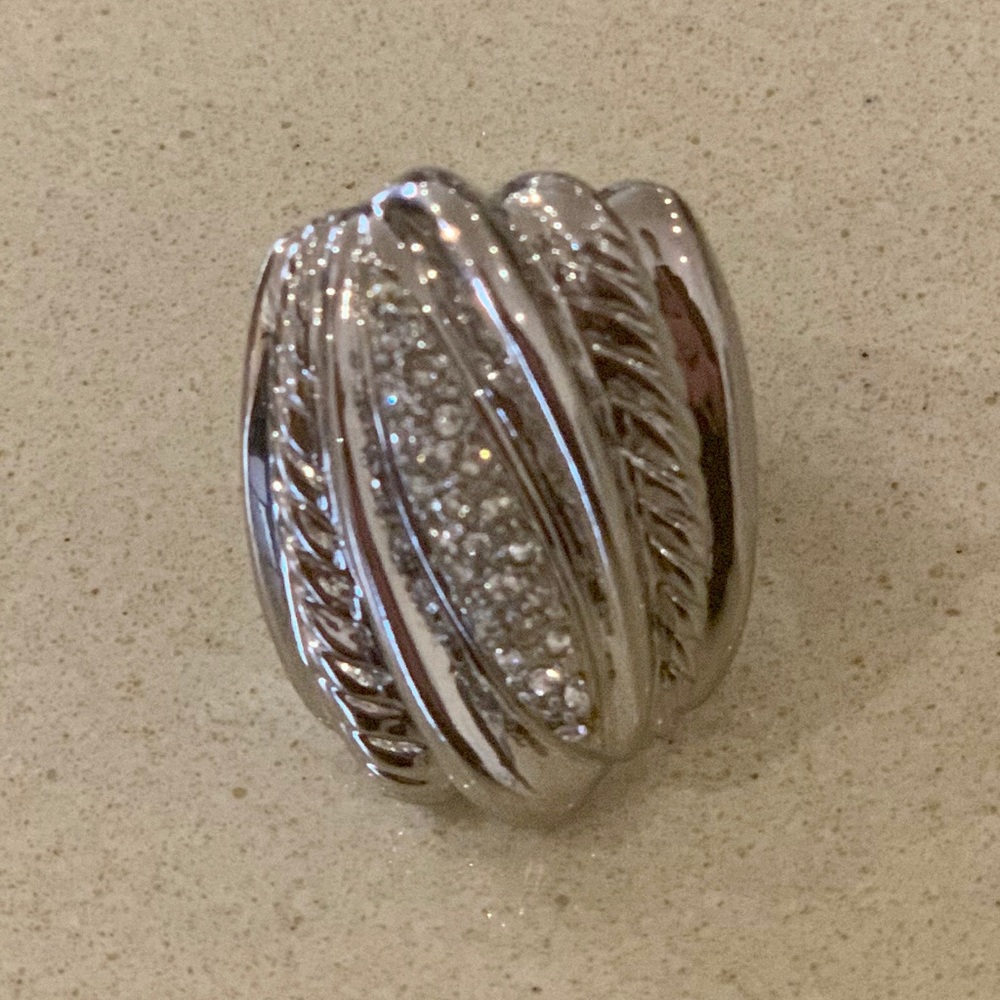 Large Statement Ring - Picture 4 of 16